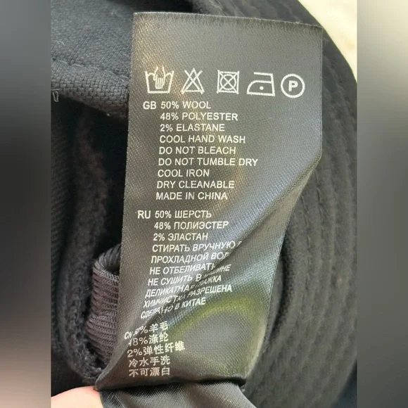 Reiss “Blythe” Wool-Blend Black Tapered Trousers Belt Women’s Size 4 carrier - Picture 10 of 10